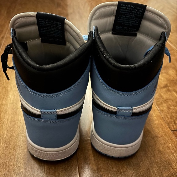 Nike Air High Top Jordan’s with Blue and Black Laces - Picture 6 of 10
